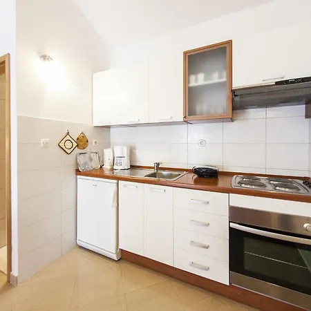 Magdalena - With Terrace A1 * Μπολ